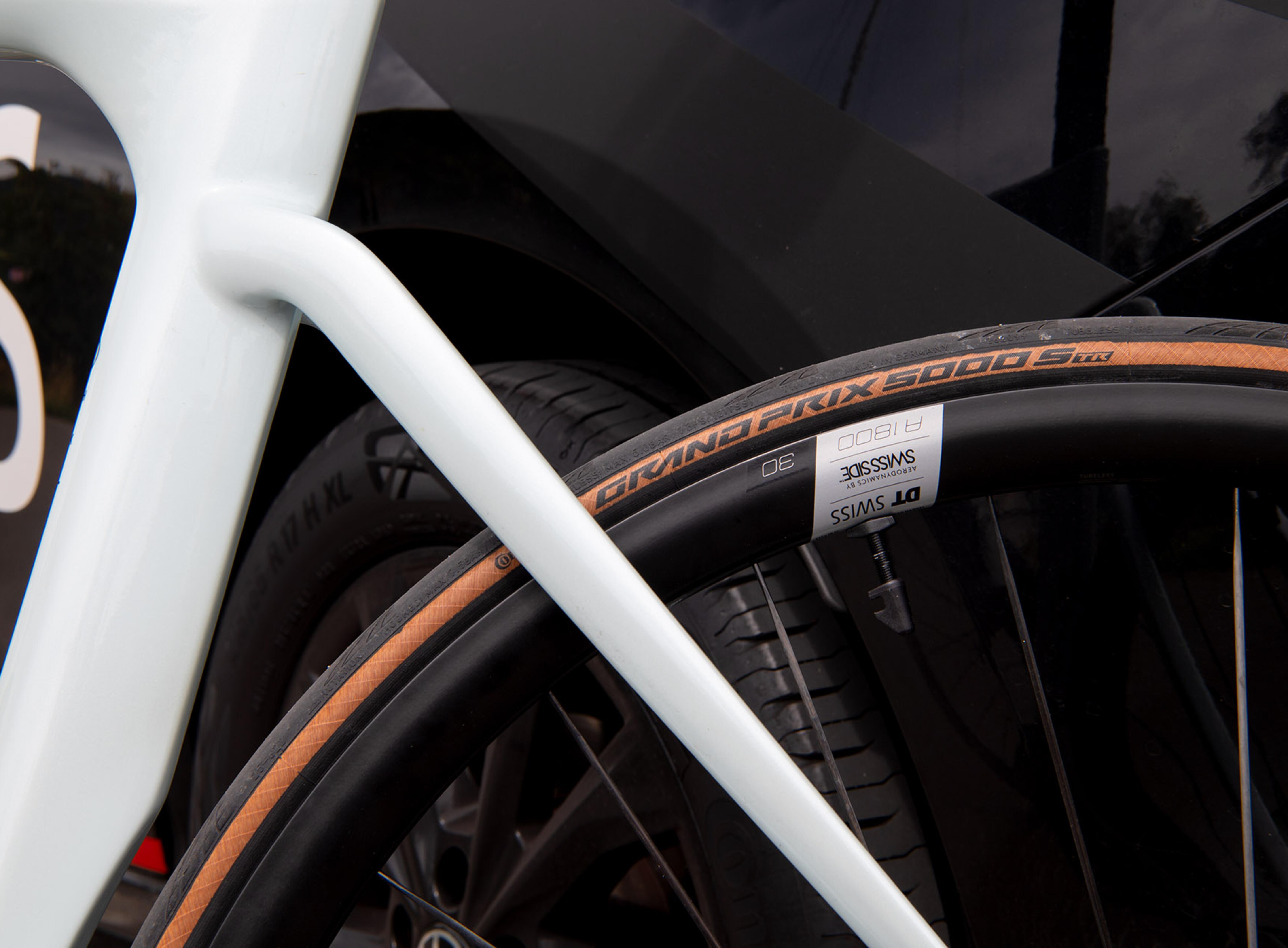 2 Rayons Aéro DT Swiss Neufs - Longueur 286 Mm, J-Bend, Pour Roues Vélo